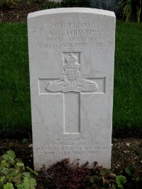 Klagenfurt War Cemetery - Turner, A R